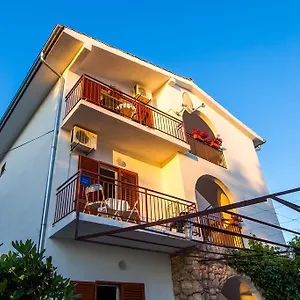Veca Apartment Starigrad Paklenica